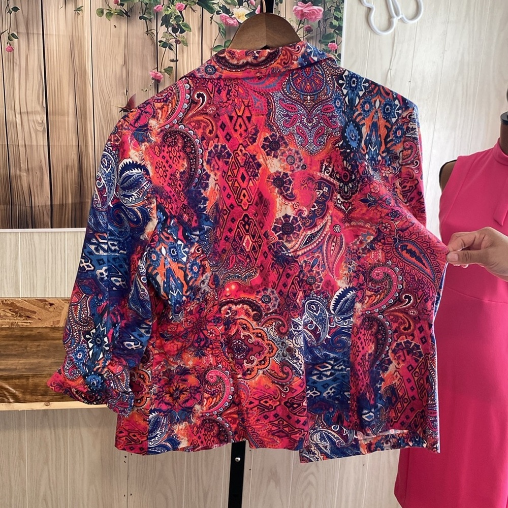 3/4 sleeve jacket - Picture 2 of 5